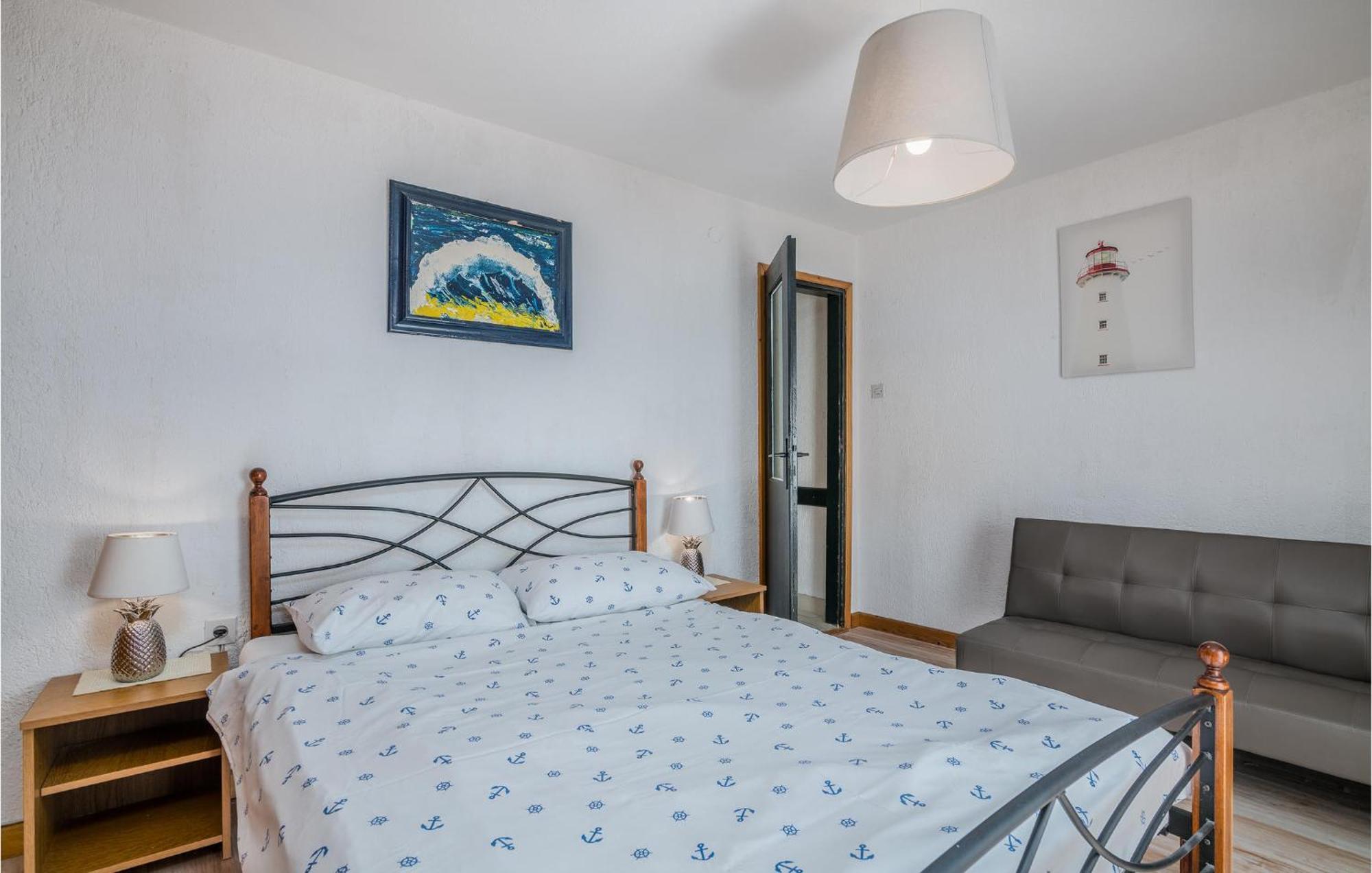 2 Bedroom Gorgeous Home In Baska Eksteriør bilde