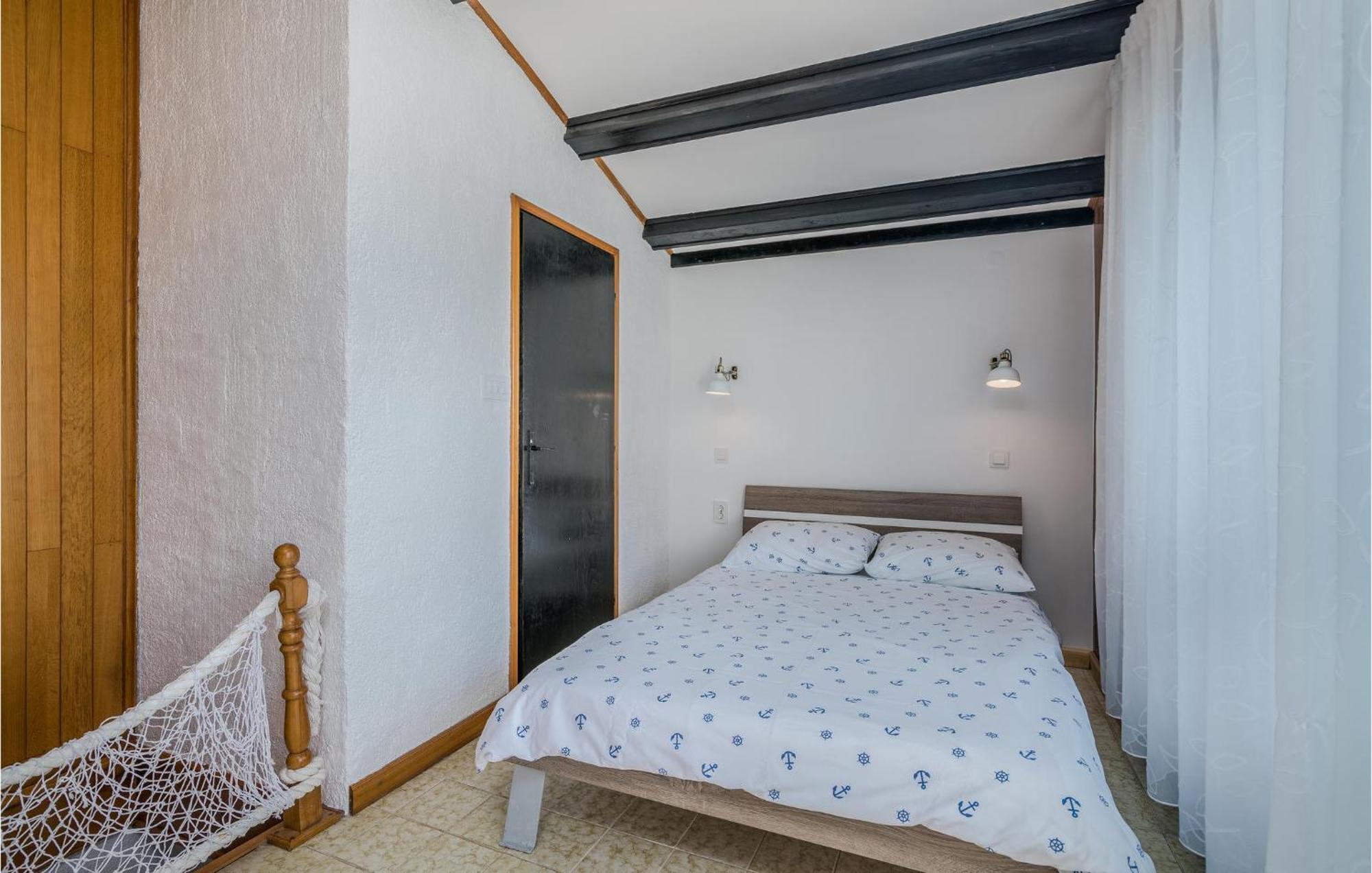 2 Bedroom Gorgeous Home In Baska Eksteriør bilde